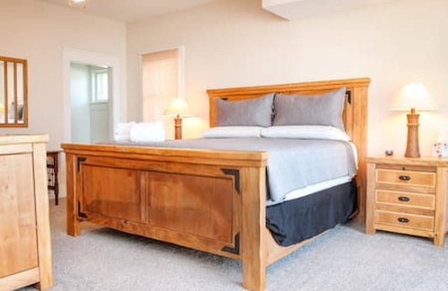Baker County House | Sass House, Cozy 2 Bdrm Home! Fire Pit, Pets Stay Free!