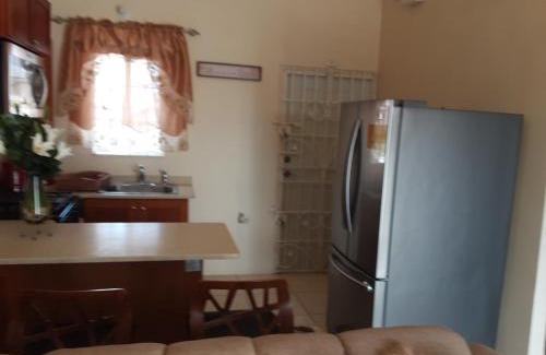 Portmore Apartment | Sassy Diamond Crest