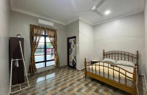 Kawasan Perindustrian Chendering House | Sasuka Homestay Kuala Ibai (2 Unit Kembar) - Muslim Sahaja