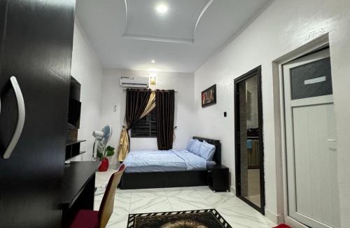 Amuwo Odofin Apartment | SATELLITE APARTMENT The Classic Studio 6
