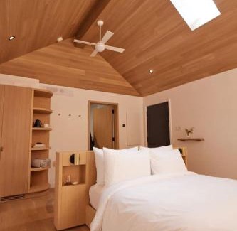 Algonquin Highlands House | Sauna Trail Hideaway at Dimensions - Cabin Seven