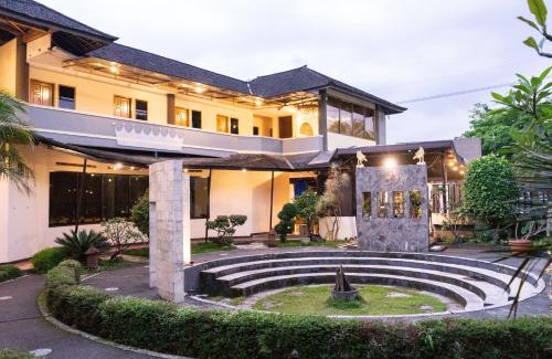 Lembang House | Saung Balibu Hotel