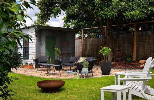 Daylesford House | Sausalito- captivating 1950s retro residence