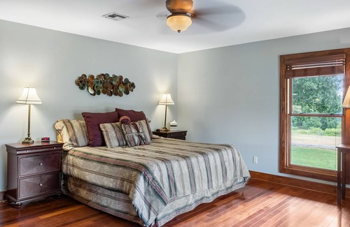 Giddings Other | Savage Ranch & Vineyard - 39 acres, upscale ranch, gourmet kitchen, pool/spa