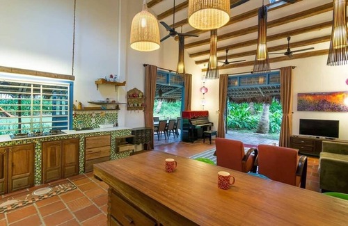 Cam An Villa | Savanna Sóng BeachFront Villa