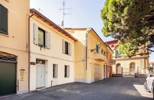 Imola House | Savonarola Square 13