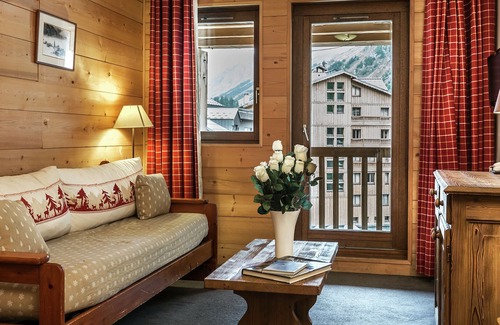 Val-d'Isere Apartment | Savoyards and rustic apartment in the heart of Val d'Isère