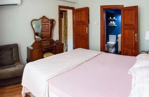 Ayvalik House | Sayılgan Guest House Ayvalık Greek House in the Center