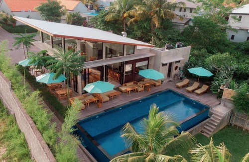 Gianyar Apartment | Sayana Bali Resto & Bar