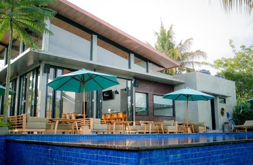 Gianyar Apartment | Sayana Bali Resto & Bar