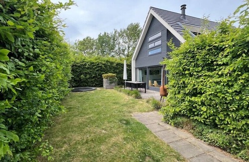 Westenschouwen Villa | Scalde oort 24 modern villa near the beach and North Sea