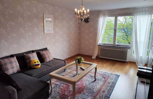 Orebro Apartment | Scandi-Modern Getaway Near park