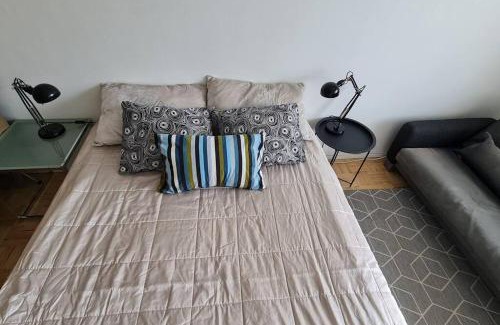 Punavuori Apartment | Scandinavian 2-rooms apartment City Center