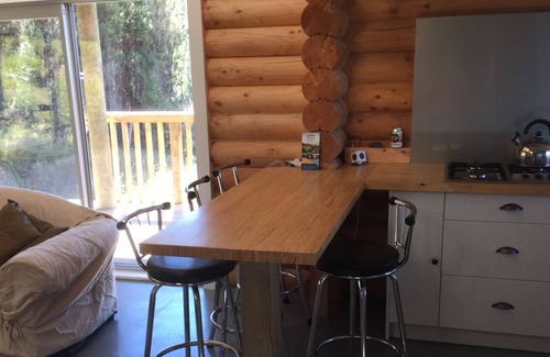 Mt Lyford Cabin | Scandinavian look log cabin with fantastic views over the mountains