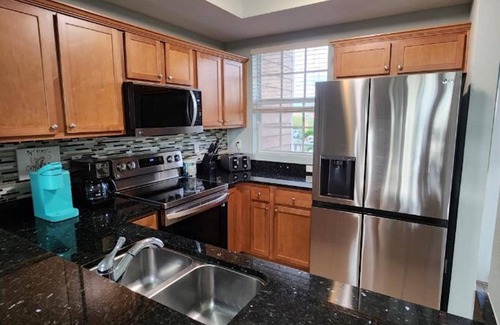 Ruskin House | Scenic 2BR Canal-side Townhome | Little Harbor Escape