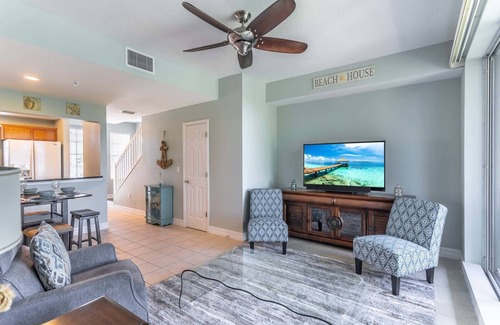 Ruskin House | Scenic 2BR Canal-side Townhome | Little Harbor Escape