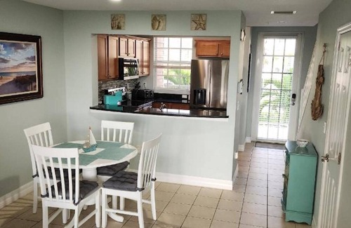 Ruskin House | Scenic 2BR Canal-side Townhome | Little Harbor Escape