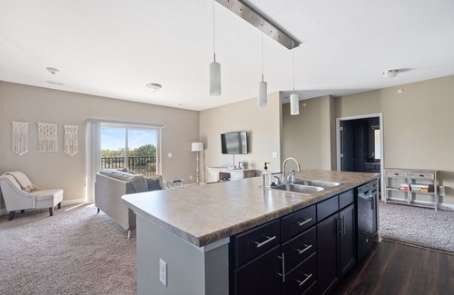 West Des Moines Apartment | Scenic Forest View w/Garage