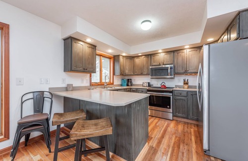 Mountainside House | Scenic Mountain Escape Near Deep Creek Lake
