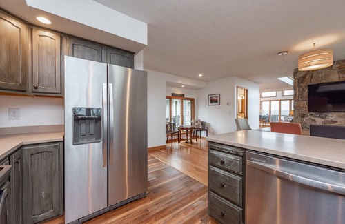 Mountainside House | Scenic Mountain Escape Near Deep Creek Lake