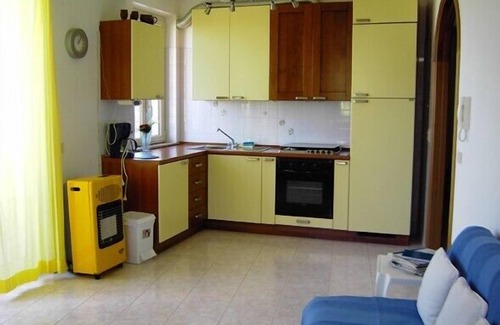 Forza d'Agro Apartment | Scenic mountain villa in vineyards in quiet area in Forza d'Agrò near Taormina