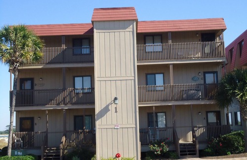 North Myrtle Beach Condo | Scenic Ocean Front Views - Inlet Point Villas -Unit 1E