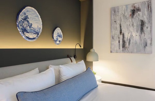 Oisterwijk Hotel | Scenic Place Minutes from Forest Paths — Relax and Explore with Free Parking