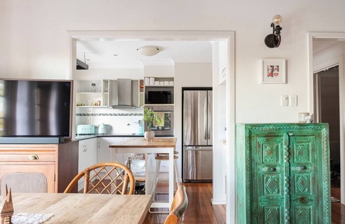 Lower Beechmont Ski Chalet | Scenic Rim Retreat: Mountain Oasis With Spa & BBQ