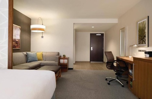 Page Hotel | Scenic Room w/Mountain Views – Perfect for Relaxing or Exploring