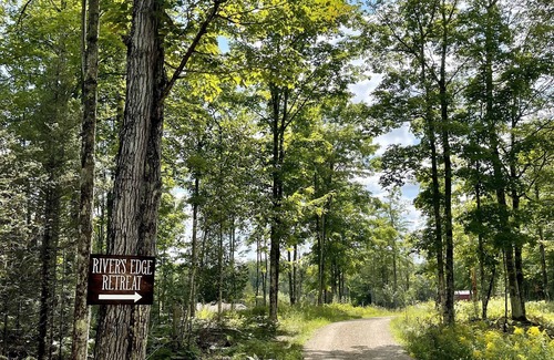 Cornell House | Scenic, Secluded Cottage Located on the Escanaba River