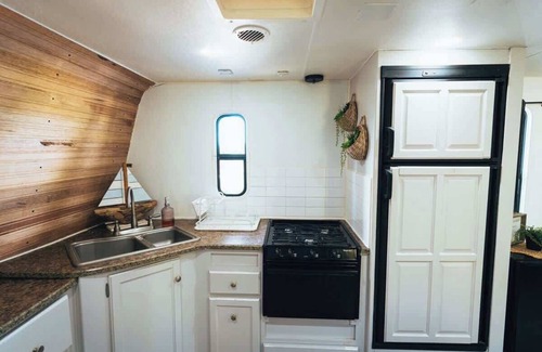 Culebra Pueblo House | Scenic Serene RV - Panoramic Views