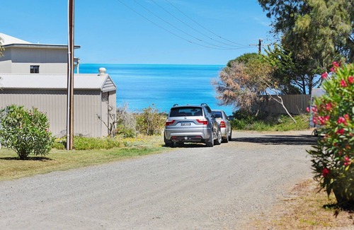 Carrickalinga House | Scenic Shack - 4 Scenic Way