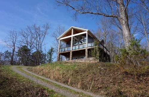 Marshall House | Scenic Smokey Mountain view