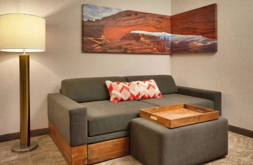 Moab Hotel | Scenic Stay in Moab, Perfect for Exploring Arches & Canyonlands Parks - 4 Units