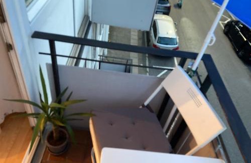 Feuersee Apartment | Schöne 1 Zimmer Wohnung mit Balkon am Feuersee