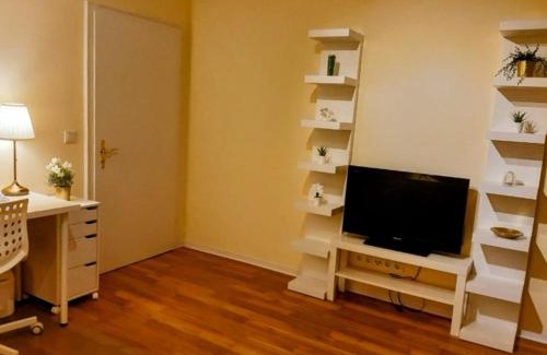 Nonnweiler Apartment | Schöne Ferienwohnung mit Balkon und Garten