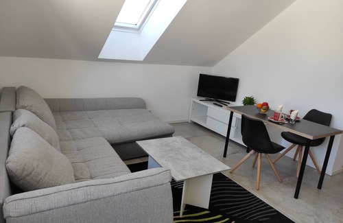 Ansfelden Apartment | Schöne kleine Wohnung in einer neuen kleinen Residenz