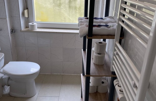Krefeld Apartment | Schönes apartment Nähe Düsseldorf. Wenige Minuten vom hbf und von Zentrum.