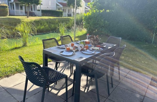 Bruinisse Villa | Schönes Ferienhaus für 6 Personen in Bruinisse auf Zeeland