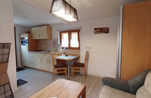 Radebeul House | Schönes Ferienhaus in Unmittelbarer Nähe v. Altkötzschenbroda, Stellplatz A.haus
