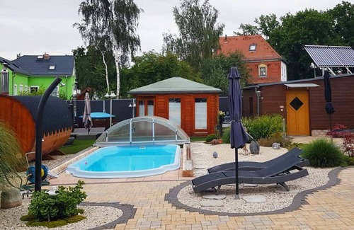 Radebeul House | Schönes Ferienhaus in Unmittelbarer Nähe v. Altkötzschenbroda, Stellplatz A.haus