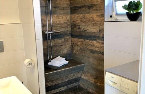 Seedorf House | Schaalseehobbit Modern retreat
