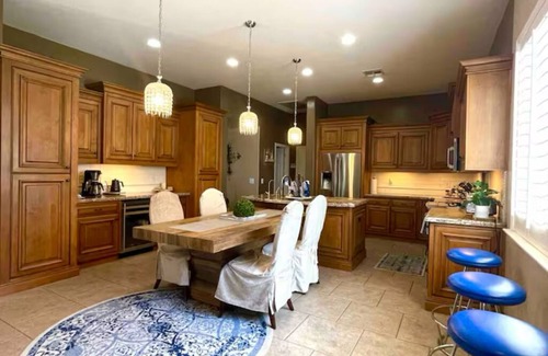Chandler House | 🌴☀️SChandler 1-Story 4Bdrm, Pool 🏊‍♂️ Game-room 🏓 For Digital NoMads and Families