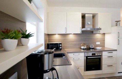 Tarnewitz Apartment | Schatzkiste Reetdachhaus