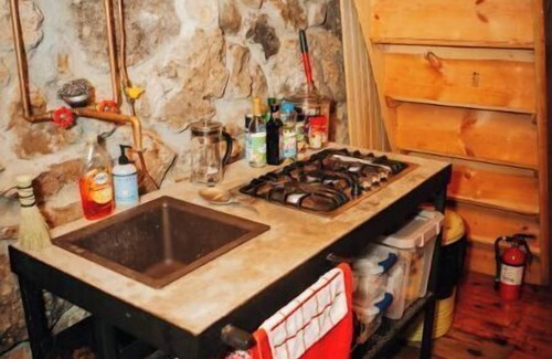 Yukon Cabin | Scheduled hide-away to unplug and unwind in the woods.