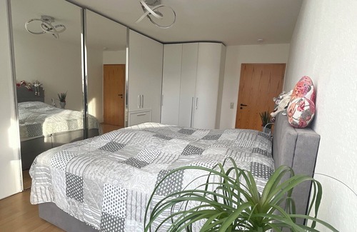 Weissig Apartment | Schicke 2 Zimmer Wohnung in Dresden