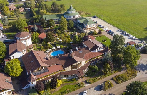 Senftenberg Apartment | Schloss Suite, Badewanne/dusche/wc, Seeblick