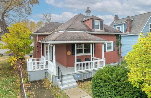 Old North Columbus House | Scholar’s Haven – Close to OSU!