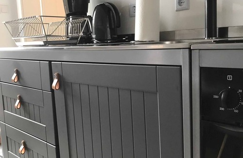 Buxtehude Apartment | Schönwälder vacation apartment with terrace and wall box - Holiday apartment