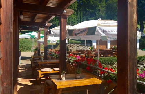 Schwarzenbach Hotel | Schwarzwaldgasthaus Salenhof